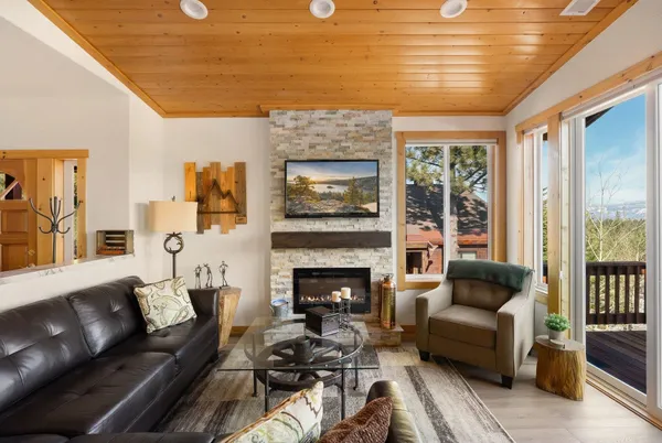 $799,000 | 12465 Bear Meadows Court, Unit 3, Truckee, CA 96161