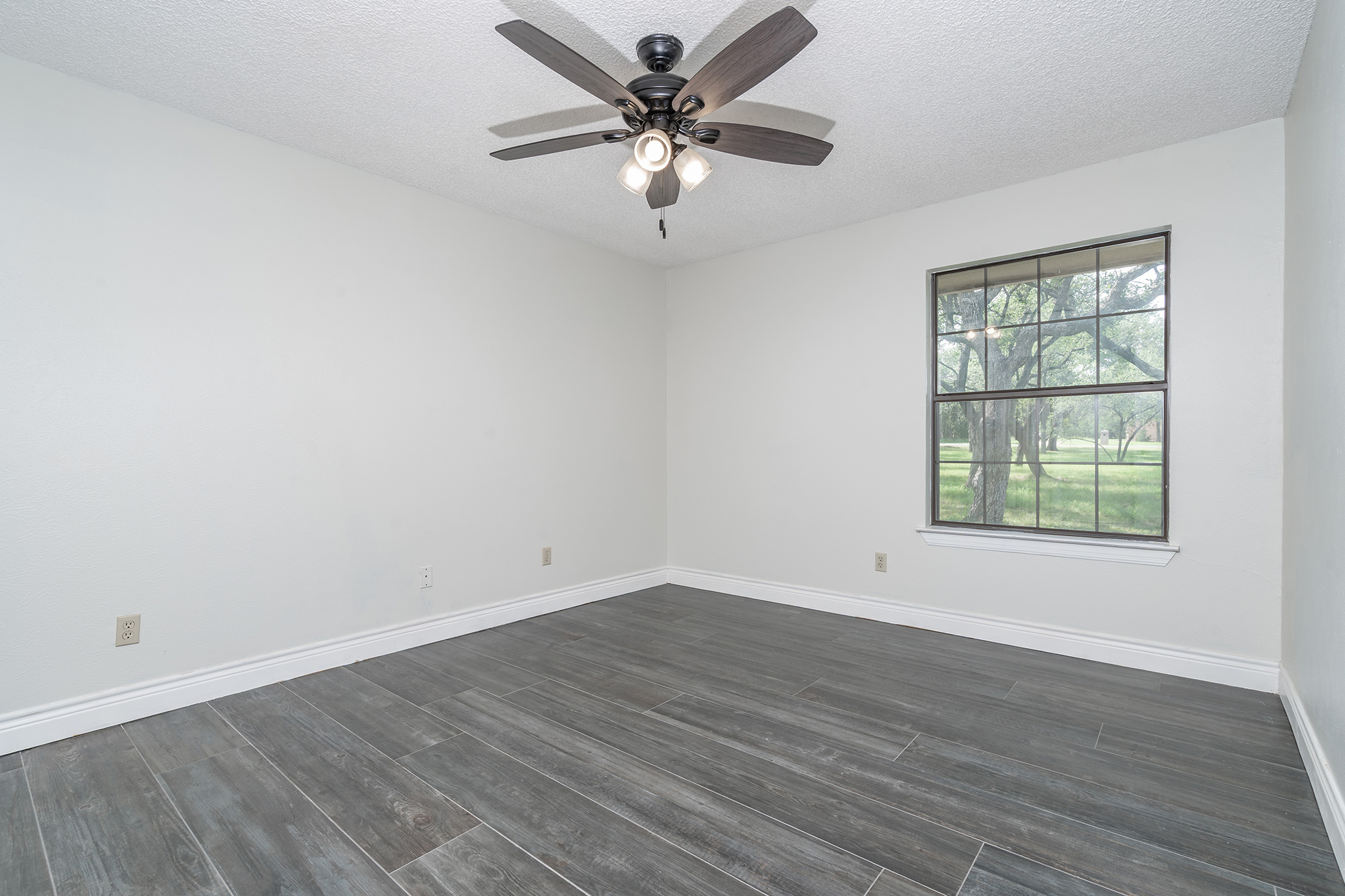 444 Logan Ranch Road Georgetown, TX 78628 - Photo 23 of 36 Secondary Bedroom #3