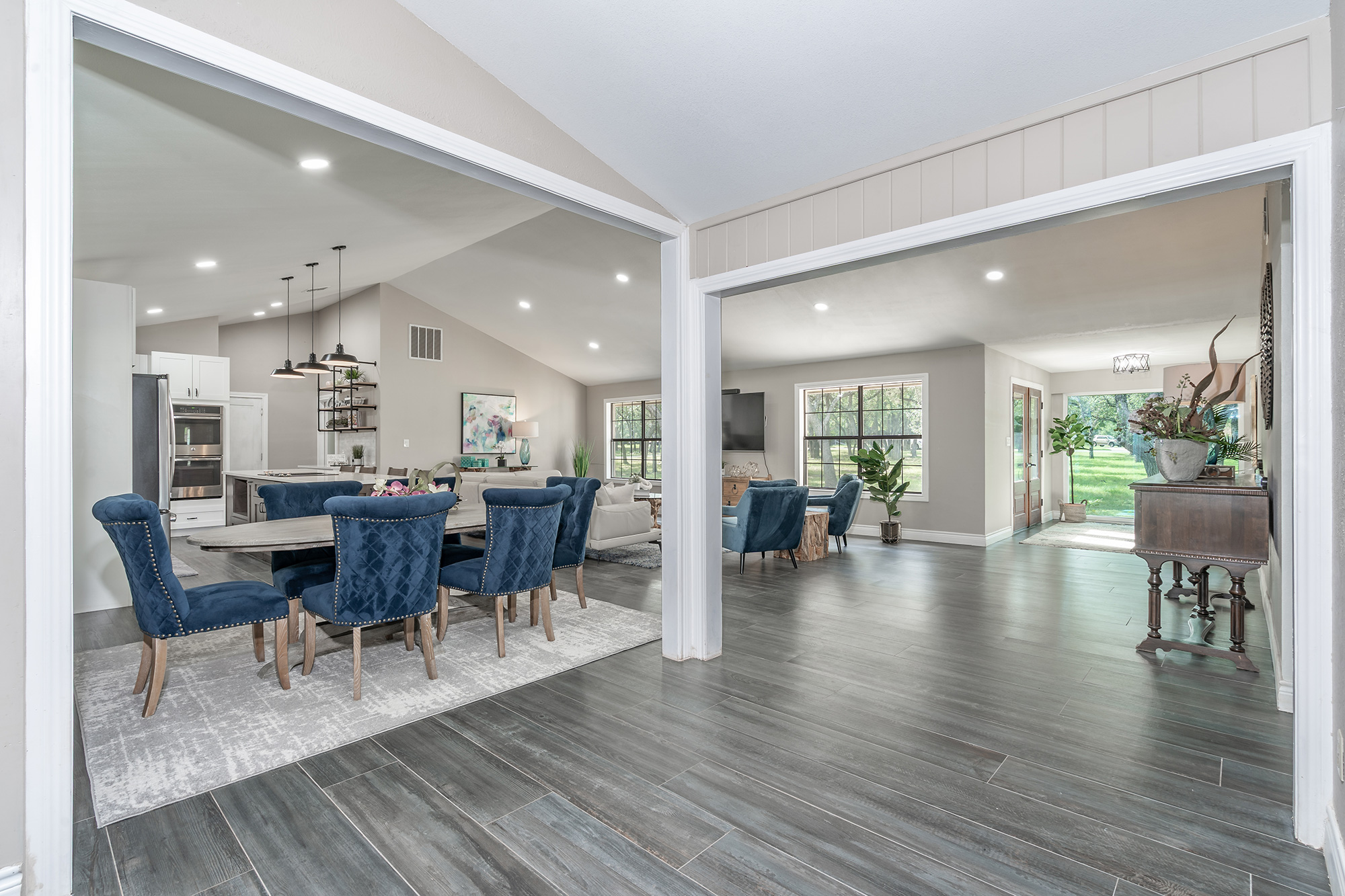 444 Logan Ranch Road Georgetown, TX 78628 - Photo 7 of 36 Dining area