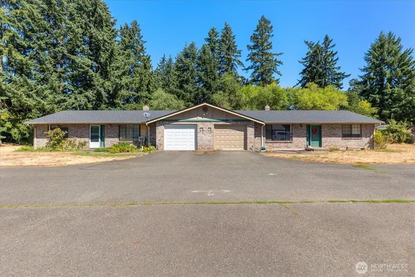 $619,998 | 15103-1510 15th Avenue East, Tacoma, WA 98445