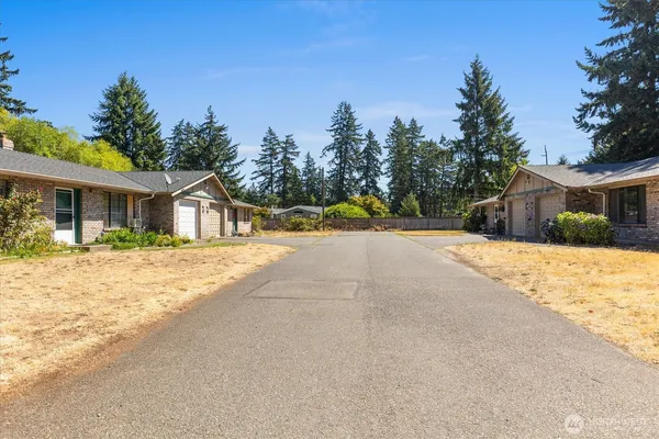 $619,998 | 15103-1510 15th Avenue East, Tacoma, WA 98445