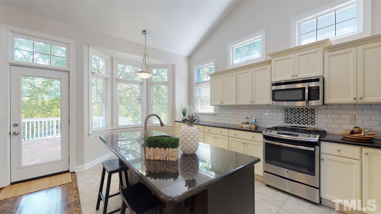 10101 Goodview Court Raleigh, NC 27613 - Photo 11 of 30