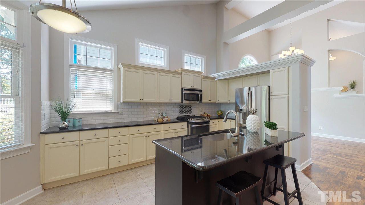 10101 Goodview Court Raleigh, NC 27613 - Photo 12 of 30