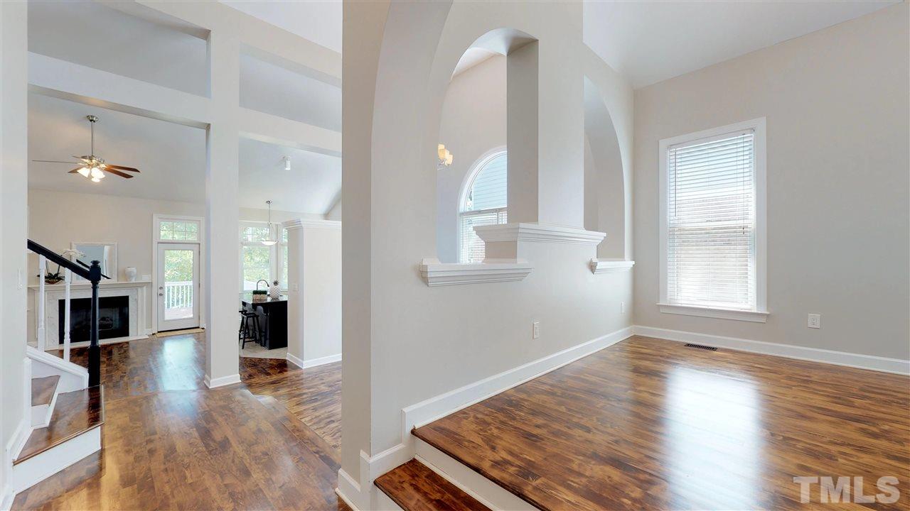 10101 Goodview Court Raleigh, NC 27613 - Photo 4 of 30