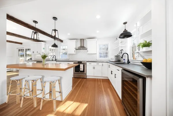 $2,295,000 | 560 Jerusalem Road, Cohasset, MA 02025