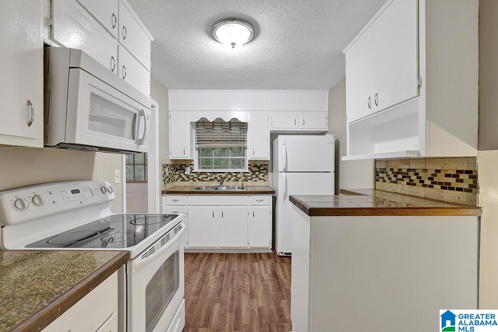 3113 Ashwood Road Bessemer, AL 35023 - Photo 6 of 19