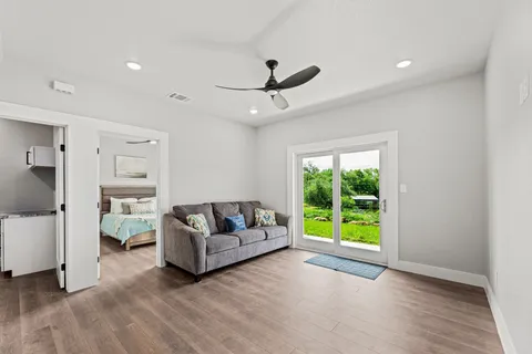 $1,350,000 | 190 Clear Creek Drive, Burnet, TX 78611