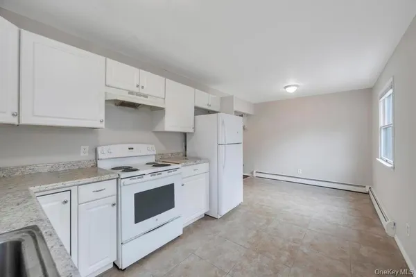 $675,000 | 532 Park Avenue, Centereach, NY 11720