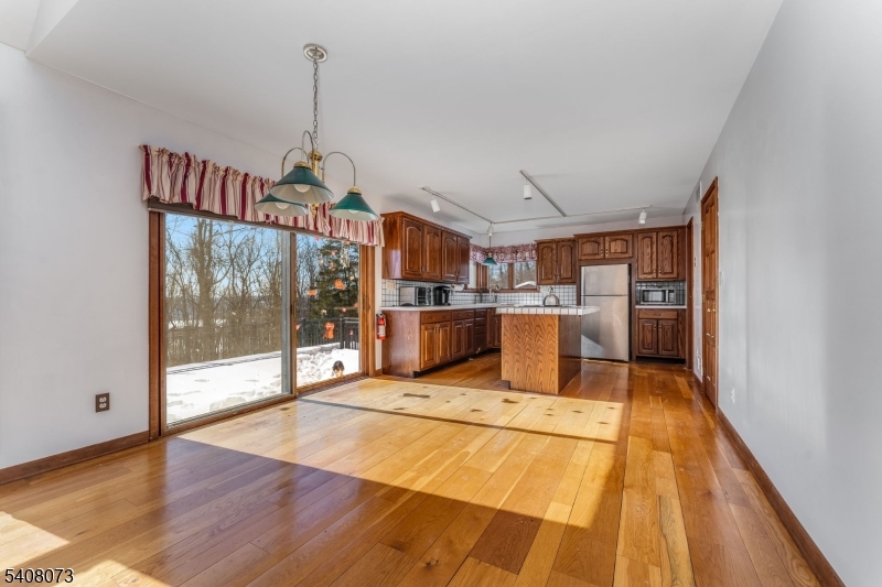 132 Mountain Road Phillipsburg, NJ 08865 - Photo 11 of 44