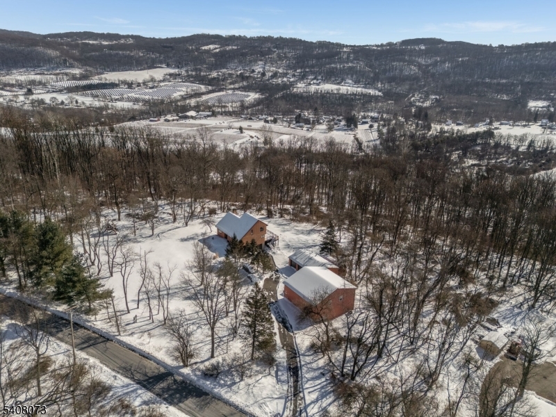 132 Mountain Road Phillipsburg, NJ 08865 - Photo 2 of 44