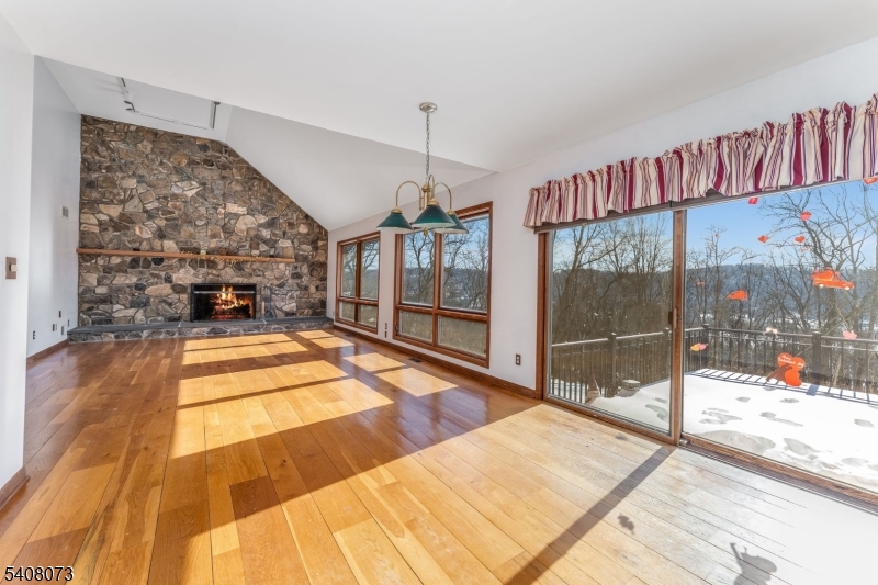 132 Mountain Road Phillipsburg, NJ 08865 - Photo 10 of 44