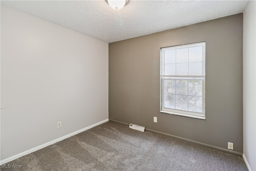 937 Ansel Road Cleveland, OH 44103 - Photo 18 of 29