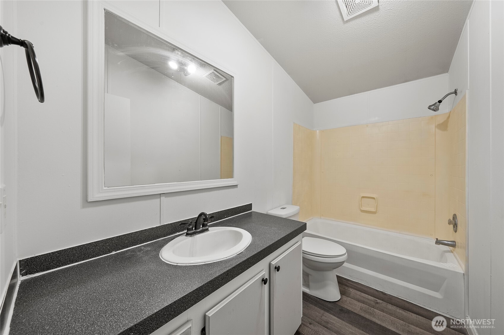 4112 Rd E 9 Northeast Moses Lake, WA 98837 - Photo 29 of 36 Gallery Image 29