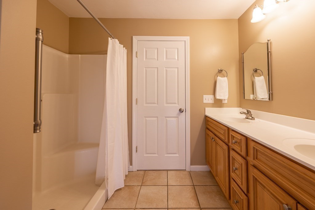55 Riley Road, Unit 43 Lunenburg, MA 01462 - Photo 15 of 30