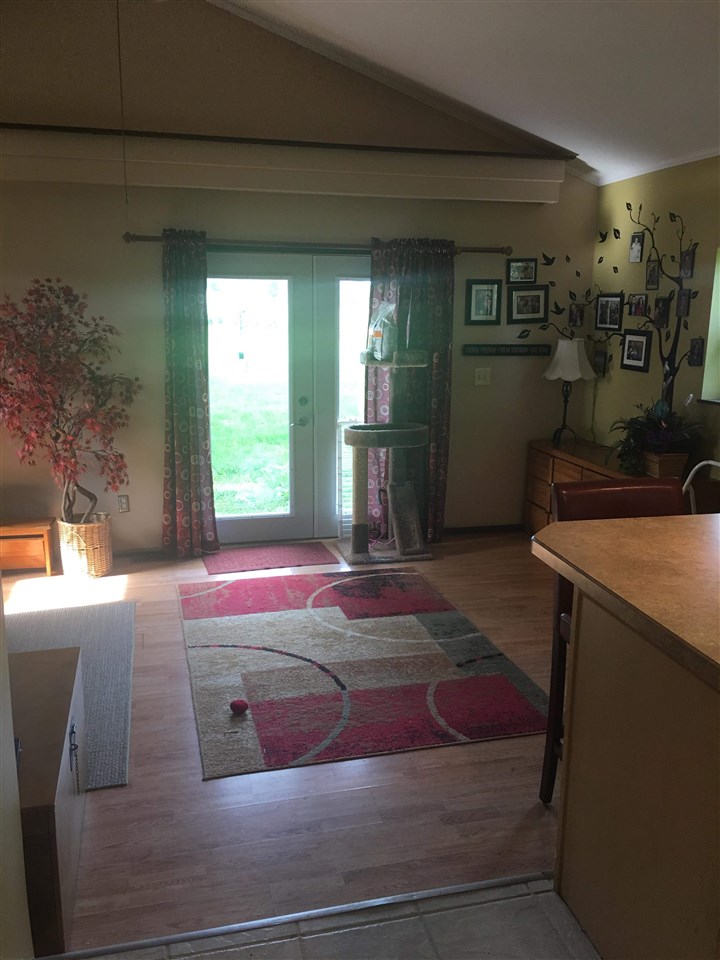3224 East Surrey Road Clare, MI 48617 - Photo 12 of 14 1847933-11.JPG