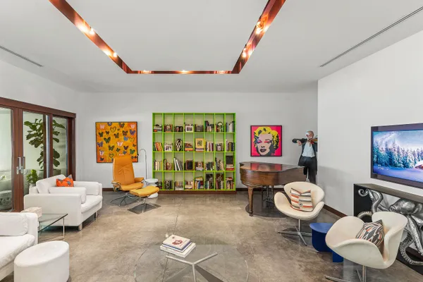 $8,500,000 | 179 East Main Street, Palm Beach, FL 33480