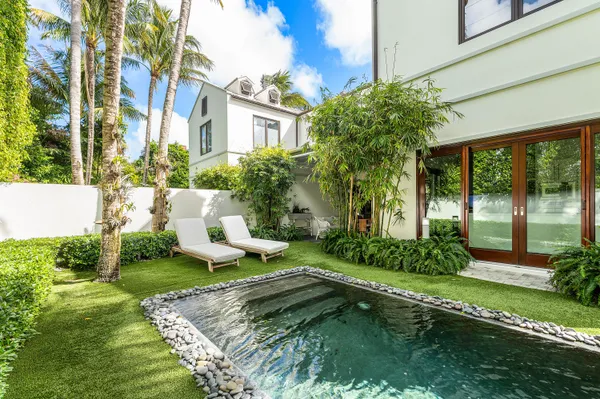 $8,500,000 | 179 East Main Street, Palm Beach, FL 33480
