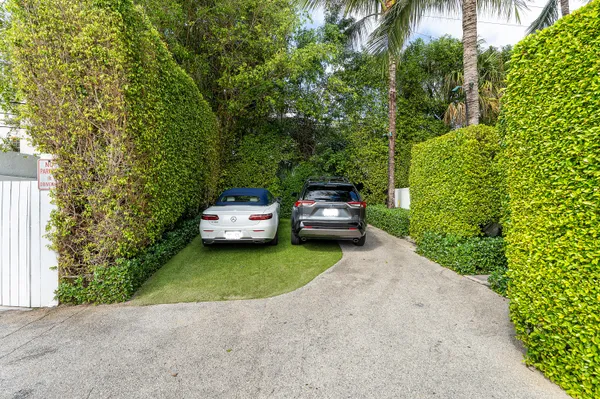 $8,500,000 | 179 East Main Street, Palm Beach, FL 33480