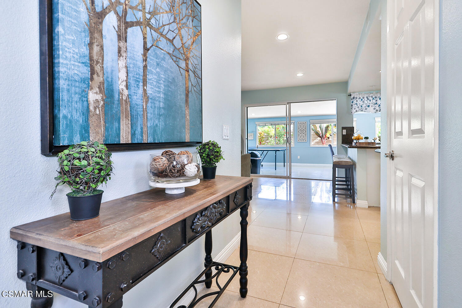 3053 Bianca Circle Simi Valley, CA 93063 - Photo 13 of 73 a view of a dining room with furniture and a potted plant