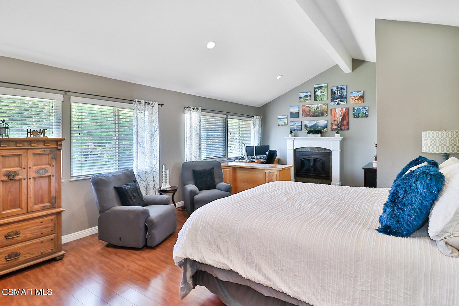 3053 Bianca Circle Simi Valley, CA 93063 - Photo 35 of 73 hPrimary Bedroom Suite1