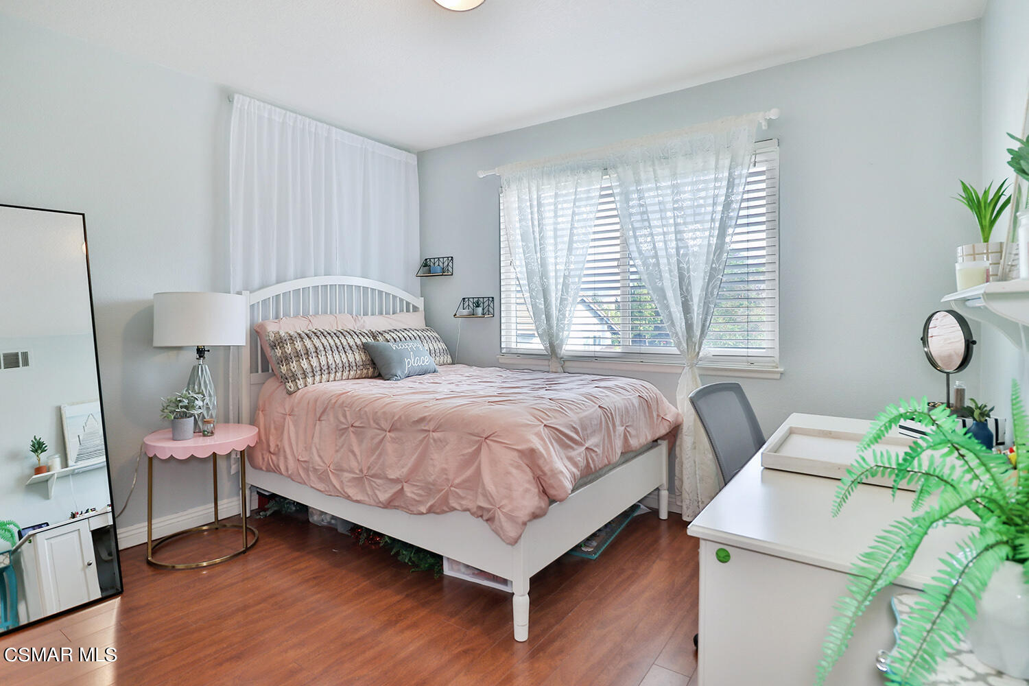 3053 Bianca Circle Simi Valley, CA 93063 - Photo 49 of 73 kBedroom4-1