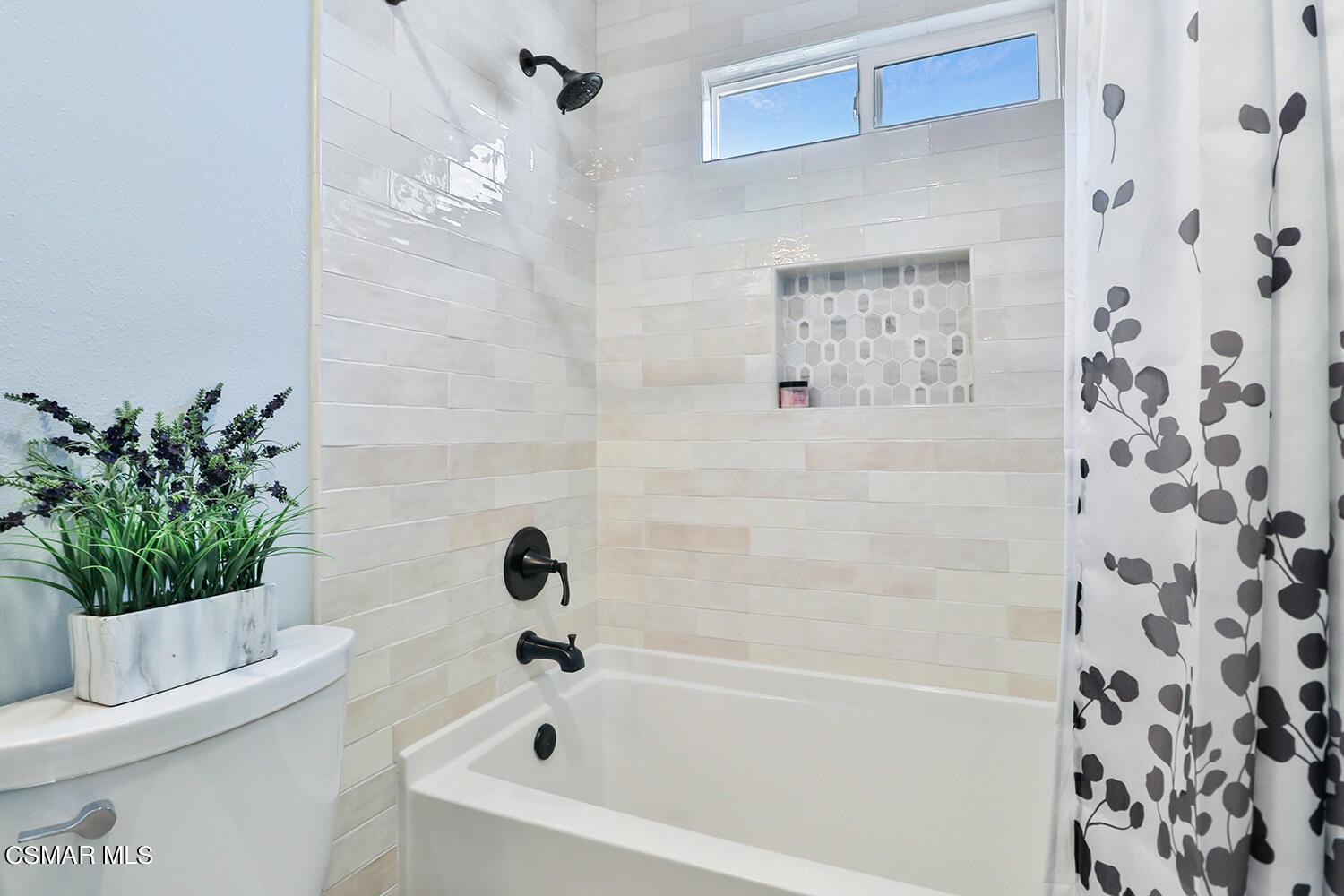 3053 Bianca Circle Simi Valley, CA 93063 - Photo 54 of 73 a bathroom with a bathtub and shower