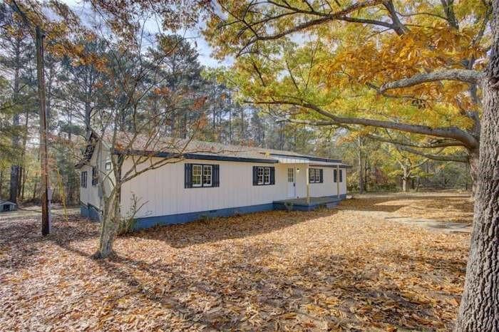201 Oglesby Bridge Road Southeast Conyers, GA 30094 - Photo 2 of 35