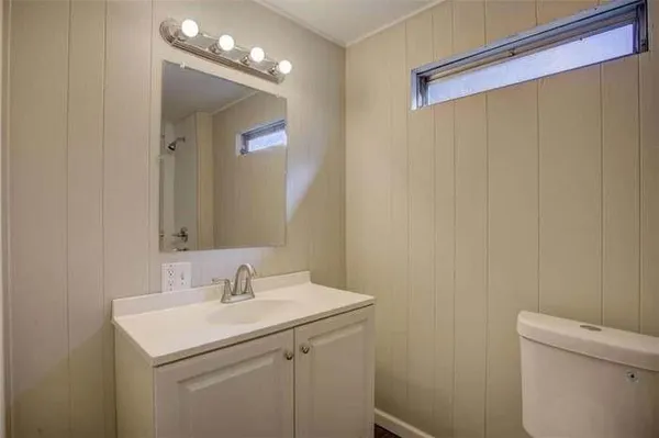 $2,000 | 201 Oglesby Bridge Road Southeast, Conyers, GA 30094