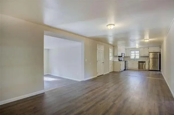 $2,000 | 201 Oglesby Bridge Road Southeast, Conyers, GA 30094