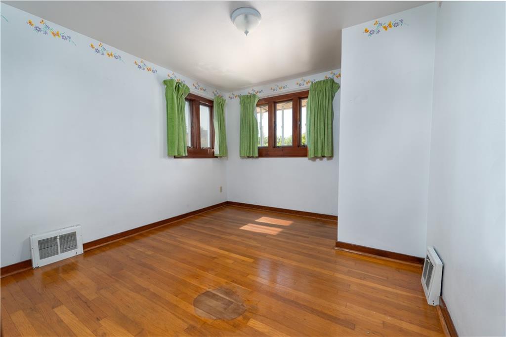 277 Idlewood Road Pittsburgh, PA 15235 - Photo 11 of 14