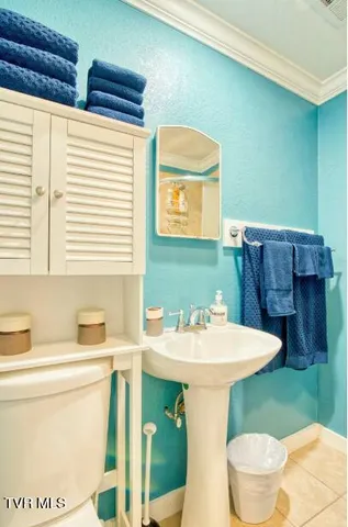 $2,000 | 1321 7th Avenue, Bristol, TN 37620