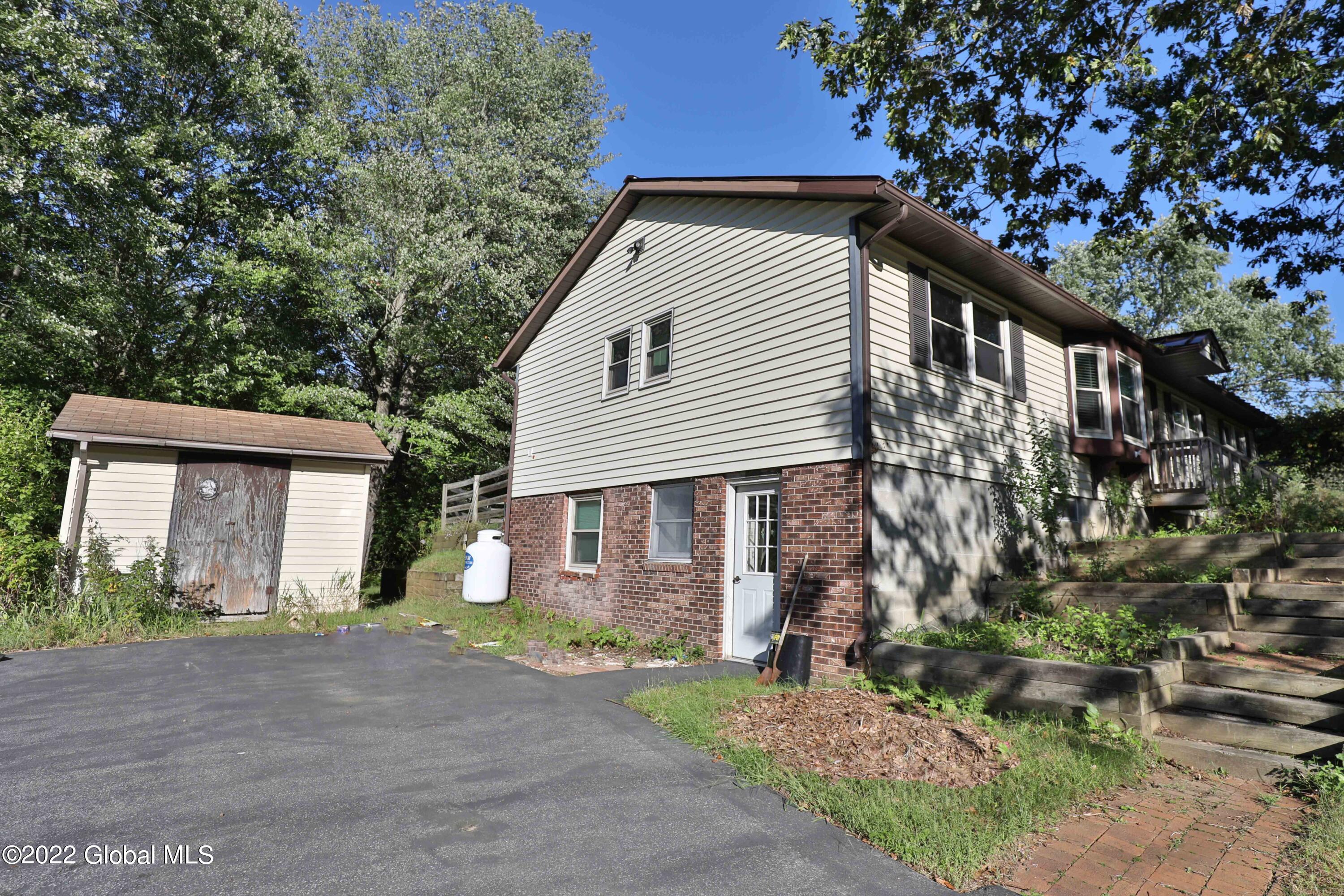 185 Cramer Road Malta, NY 12020 - Photo 13 of 20 side of home