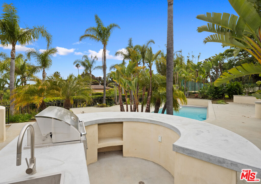 6242 Cavalleri Road Malibu, CA 90265 - Photo 18 of 20