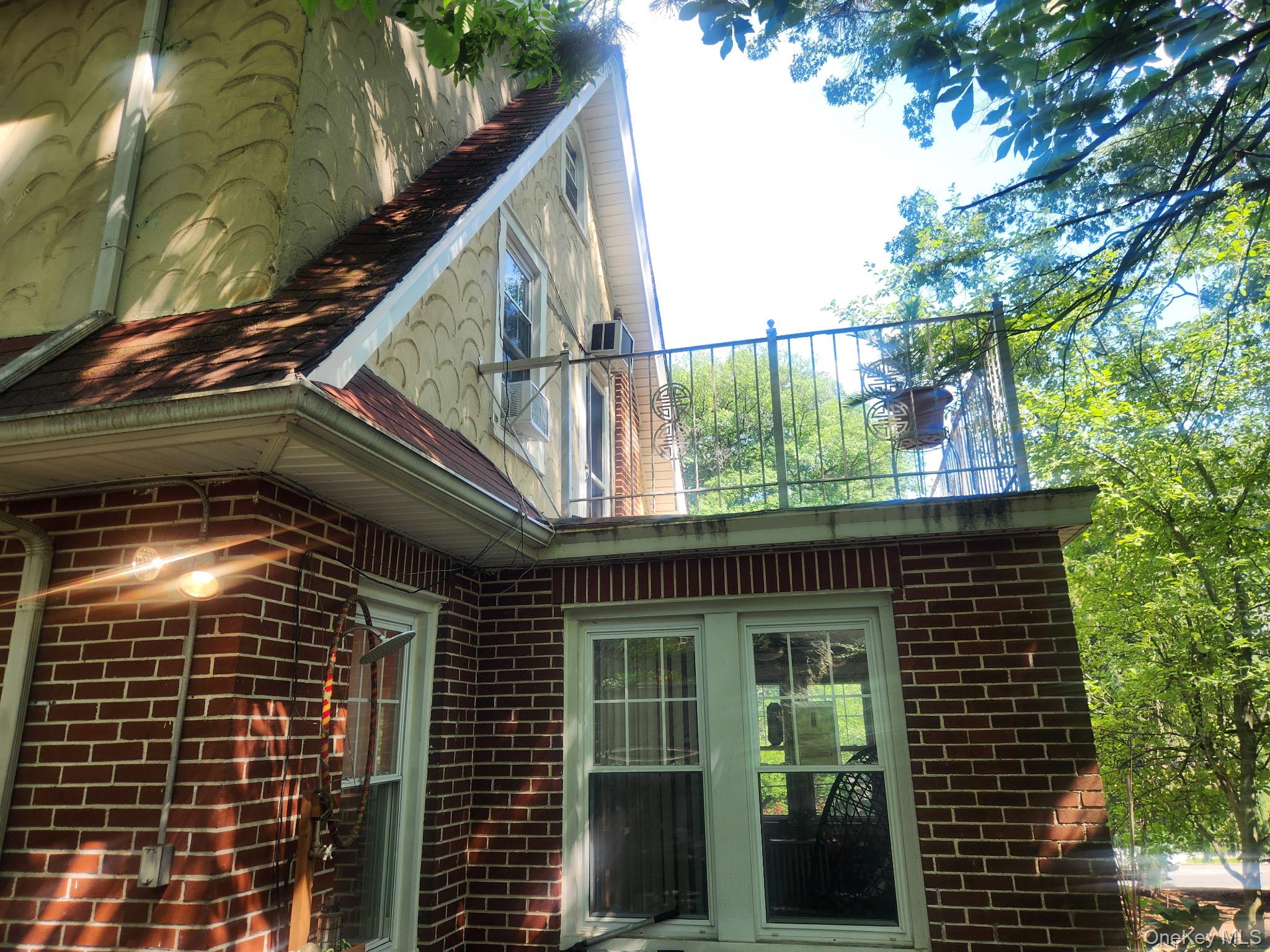 15 Rumsey Road Yonkers, NY 10705 - Photo 32 of 37