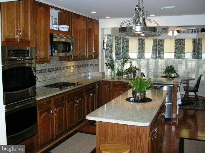 2483-5 Five Shillings Road Frederick, MD 21701 - Photo 22 of 30 Kitchen