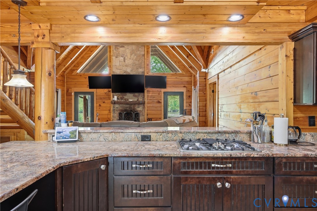 8401 Hicks Island Road Lanexa, VA 23089 - Photo 11 of 46