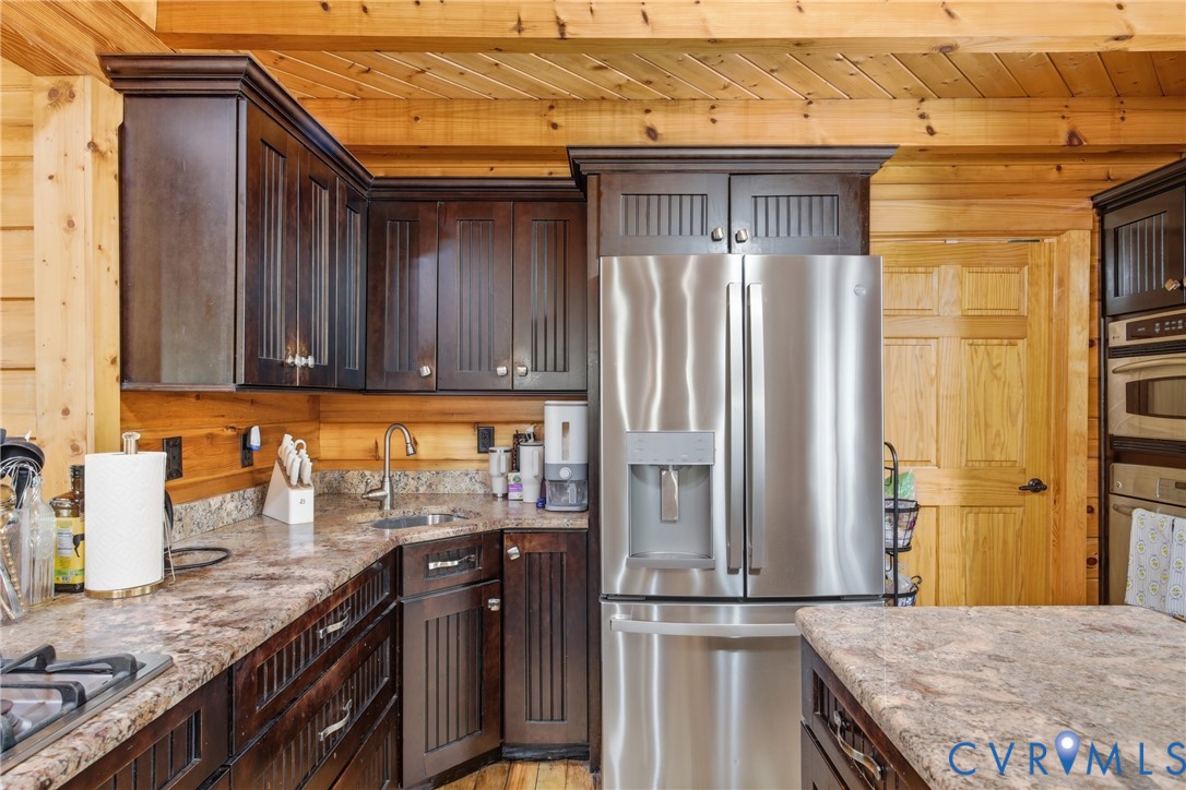 8401 Hicks Island Road Lanexa, VA 23089 - Photo 12 of 46