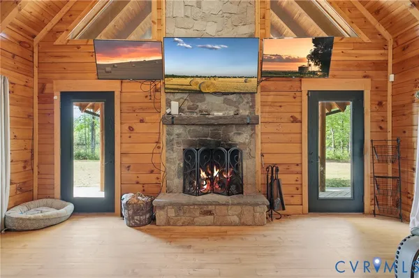 $999,500 | 8401 Hicks Island Road, Lanexa, VA 23089