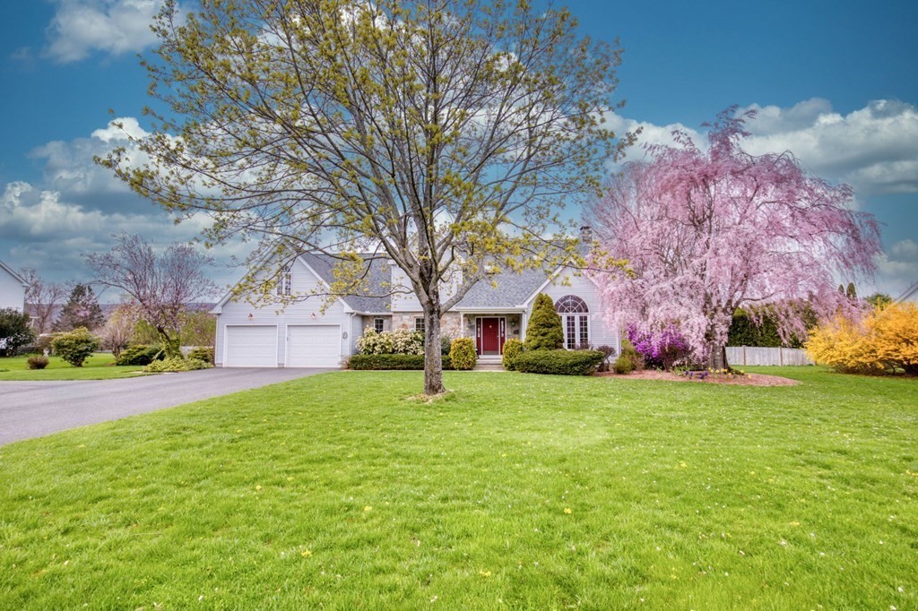 26 Crescent Ridge Road Westfield, MA 01085 - Photo 2 of 42 Gallery Image 2