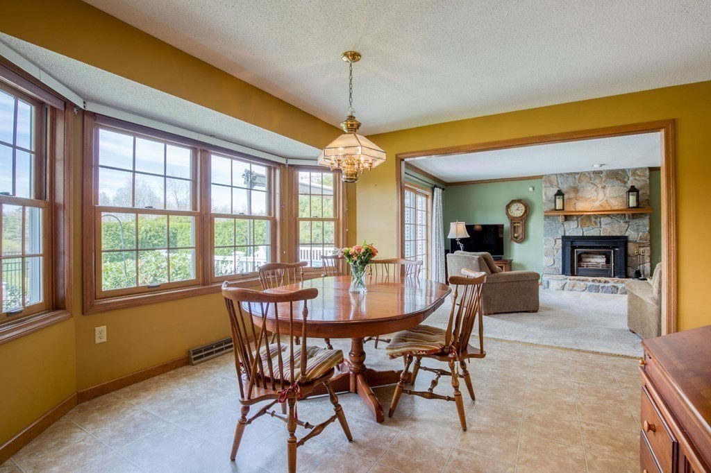 26 Crescent Ridge Road Westfield, MA 01085 - Photo 7 of 42 Gallery Image 7