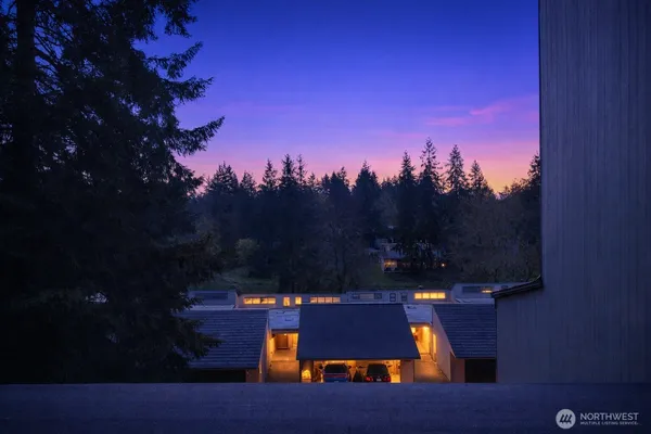 $375,000 | 6352 137th Place Northeast, Unit 259, Redmond, WA 98052