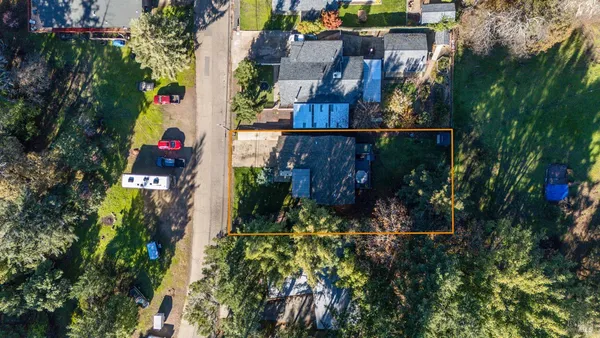 $379,000 | 26861 Oriole Drive, Willits, CA 95490