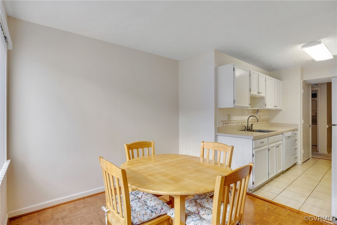 1505 Regency Woods Road, Unit 101 Henrico, VA 23238 - Photo 17 of 25 Eat-in area