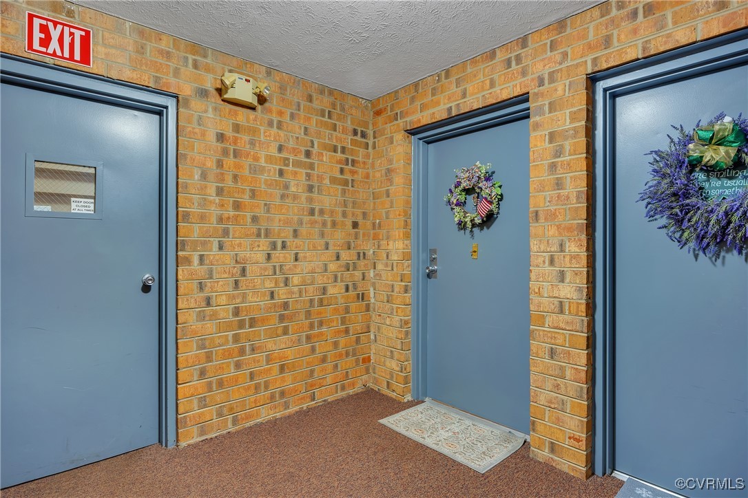 1505 Regency Woods Road, Unit 101 Henrico, VA 23238 - Photo 5 of 25 Interior enterance