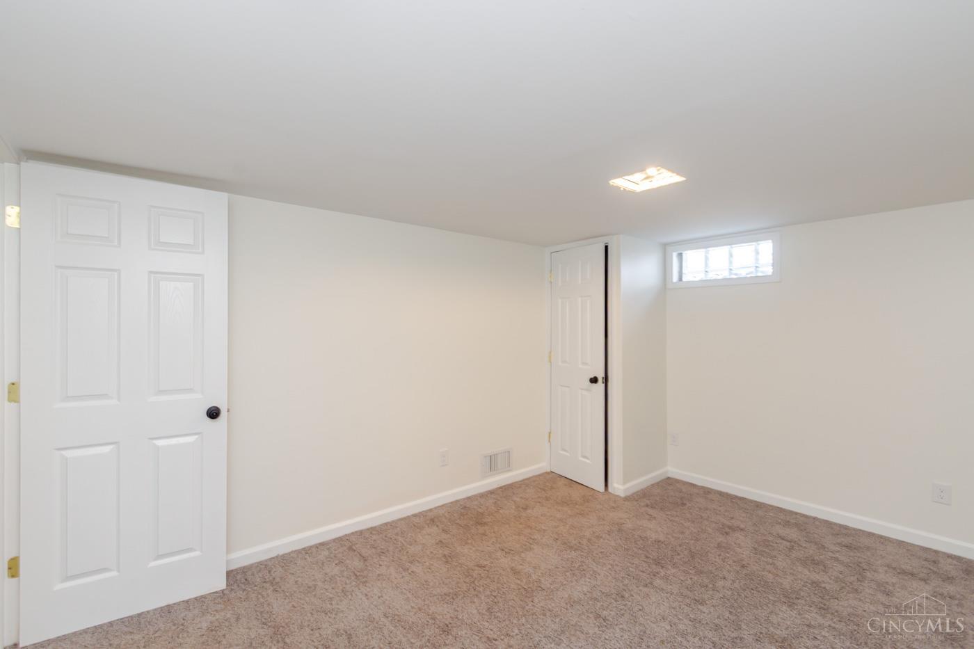 113 Gideon Road Middletown, OH 45044 - Photo 23 of 35