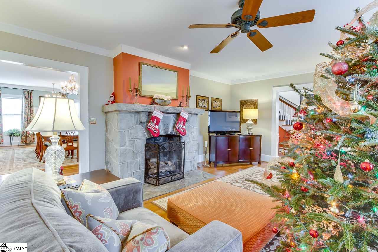 212 Overbrook Road Greenville, SC 29607 - Photo 8 of 36
