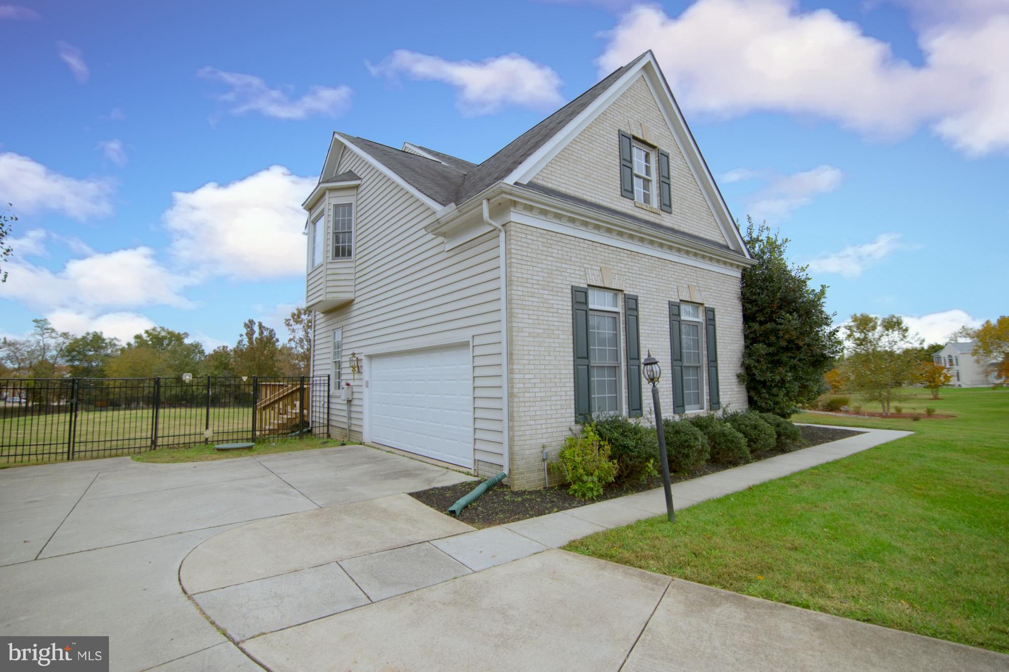 11204 Riverview Road Fort Washington, MD 20744 - Photo 2 of 55 Gallery Image 2
