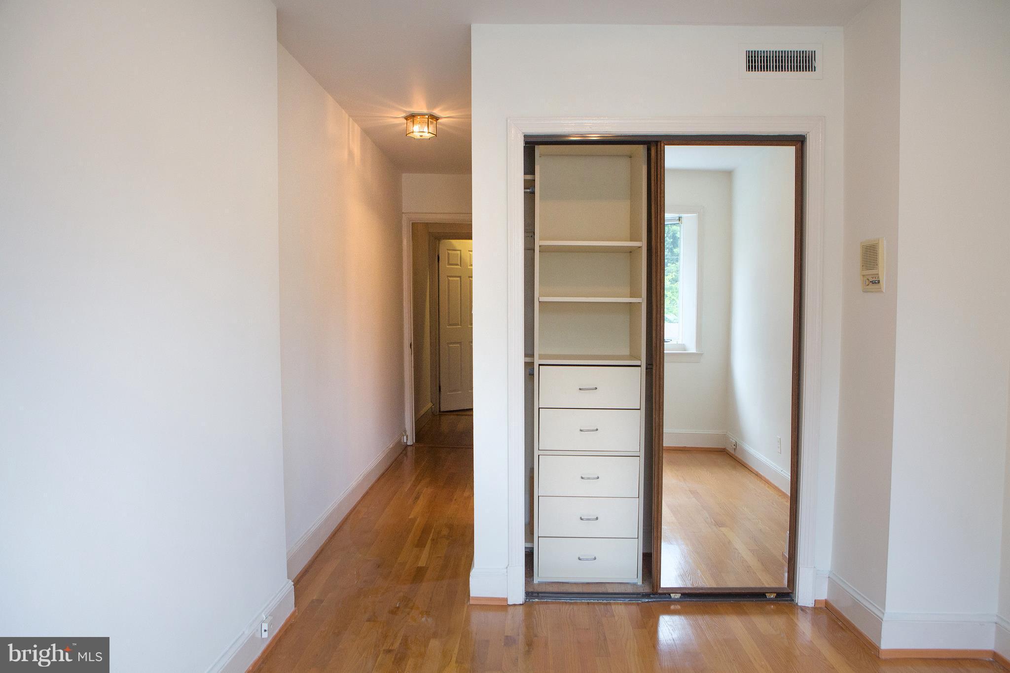 3521 R Street Northwest Washington, DC 20007 - Photo 22 of 30
