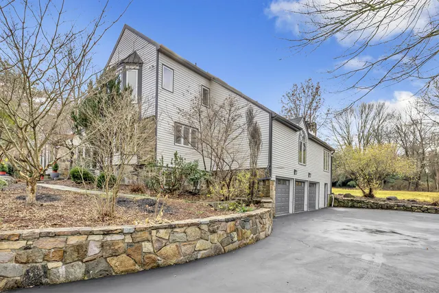 $1,920,000 | 101 Northwood Drive, Easton, CT 06612