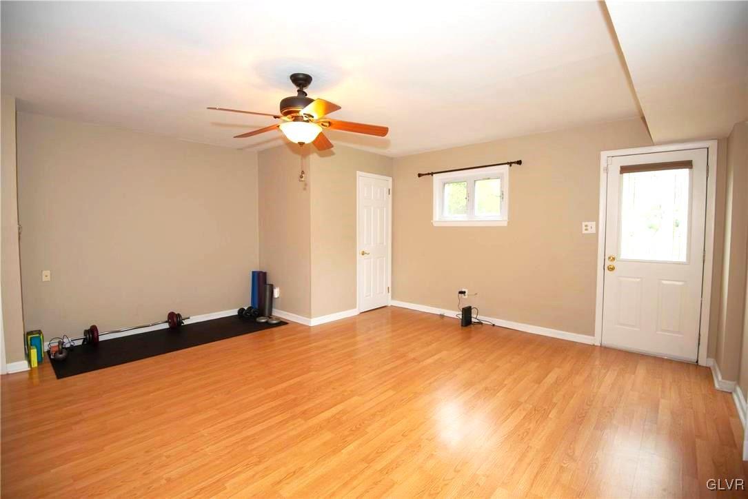 2533 Nottingham Road Bethlehem, PA 18017 - Photo 19 of 30 Family Room